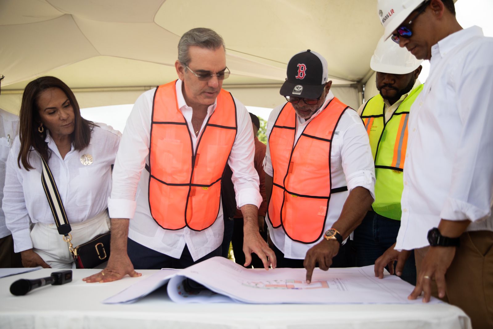 Presidente Luis Abinader recibirá esta tarde informe sobre daños provocados por Fiona