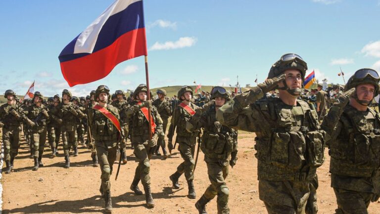 Rusia inicia maniobras militares con China, India y otros países