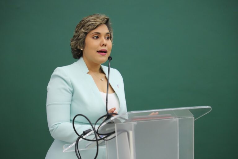 Advierte conductas anticompetitivas afectan derecho al trabajo y transparencia pública