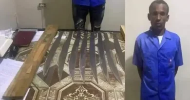Apresan hombre intentó introducir 10 machetes en cárcel de Najayo
