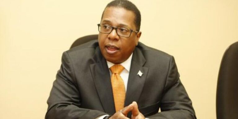 Estados Unidos y Canadá proyectan intervención en Haití para principios de noviembre