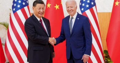 Apretón de manos entre Biden y Xi Jinping en medio de tensiones entre EEUU y China
