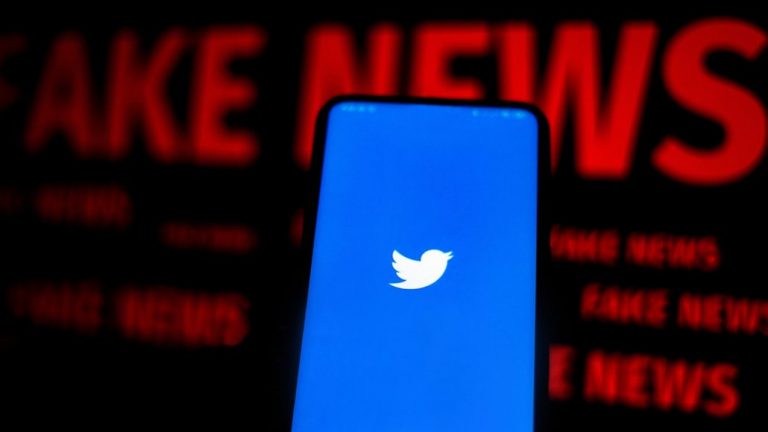 Condenan a un tuitero en España por difundir ‘fake news’ en redes sociales