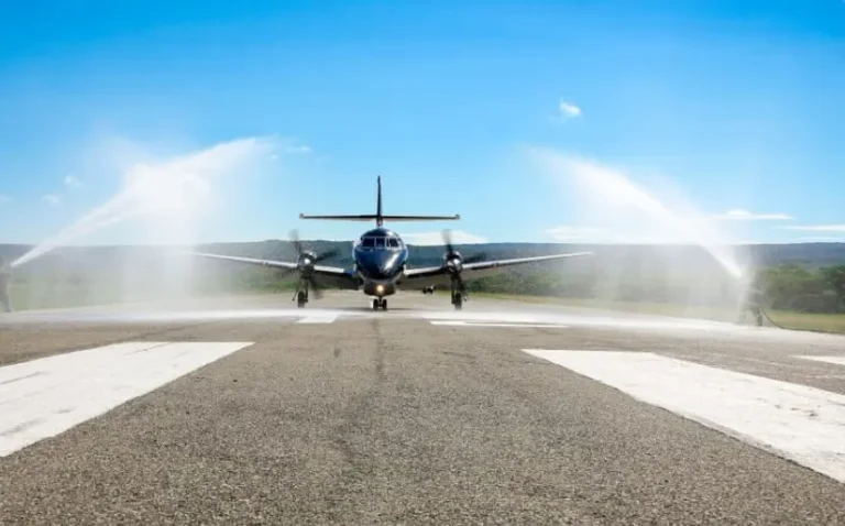 Turismo interno: Pedernales recibe primer vuelo interno