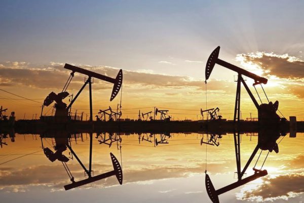 Petróleo de Texas abre con una bajada del 1,35 %, hasta 84,71 dólares