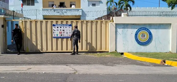 16 disparos, fueron los realizados en la fortaleza San Felipe