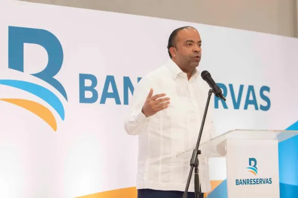 Administrador General de Banreservas anuncia inicios de trabajos Hotel Mercedes