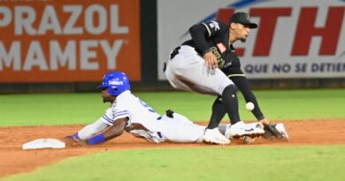 Águilas y Estrellas empatan en las semifinales de béisbol dominicano