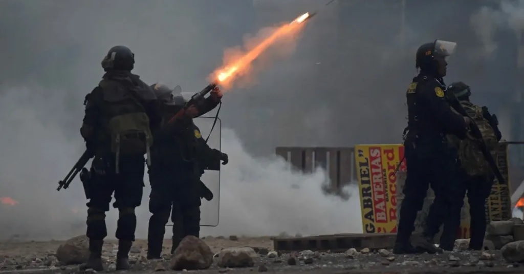 Perú: Poderes Estado respaldan a Boluarte y piden restablecer orden