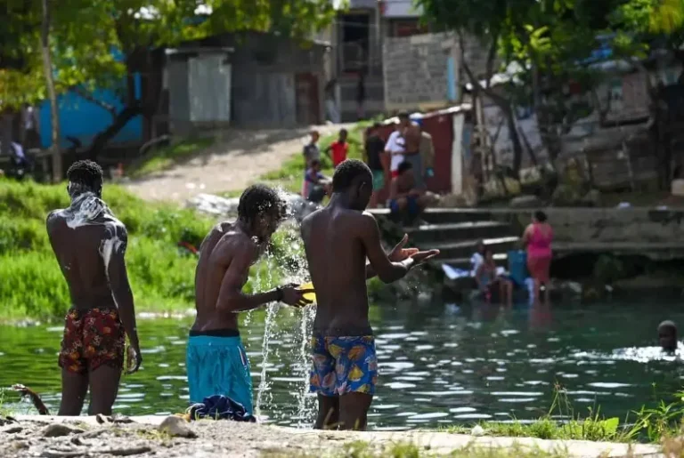 Salud intensifica búsqueda casos sospecha cólera