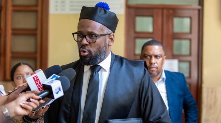 Ve ‘irracional’ decisión mantiene en sus casas a 3 de caso Antipulpo