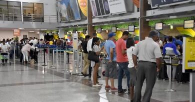 Una gran cantidad de varados en aeropuerto de Rep. Dominicana