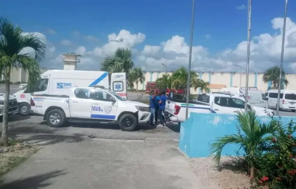 Siete internos y un agente penitenciario herido en cárcel de Anamuya en Higüey