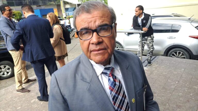 Colegio Médico Dominicano califica de “aberrante” resolución del CNSS