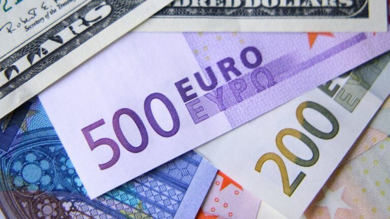 Euro se depreció este jueves por debajo de los 1,08 dólares