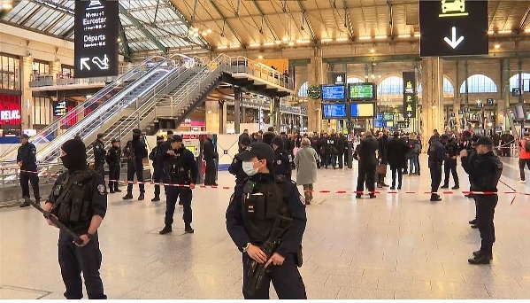 FRANCIA: Al menos seis heridos en una estación de tren de París