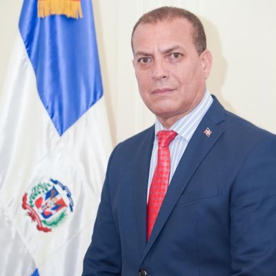 Ex Embajador Jonny Martínez renuncia al PLD 