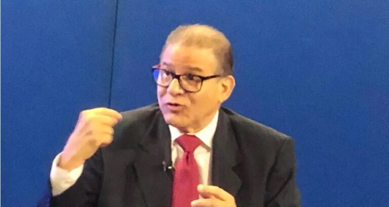 Apolinar Veloz denuncia Banco Central traza política monetaria no a favor economía nacional, sino de la banca