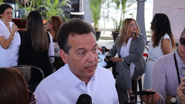 Ministro de Industria destaca logros del Gobierno en creación de empleos y estabilidad económica