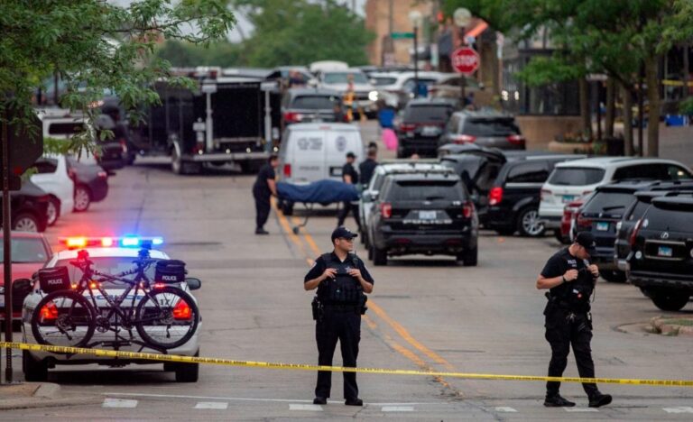 Tiroteo en Chicago deja un bebé y dos adultos muertos