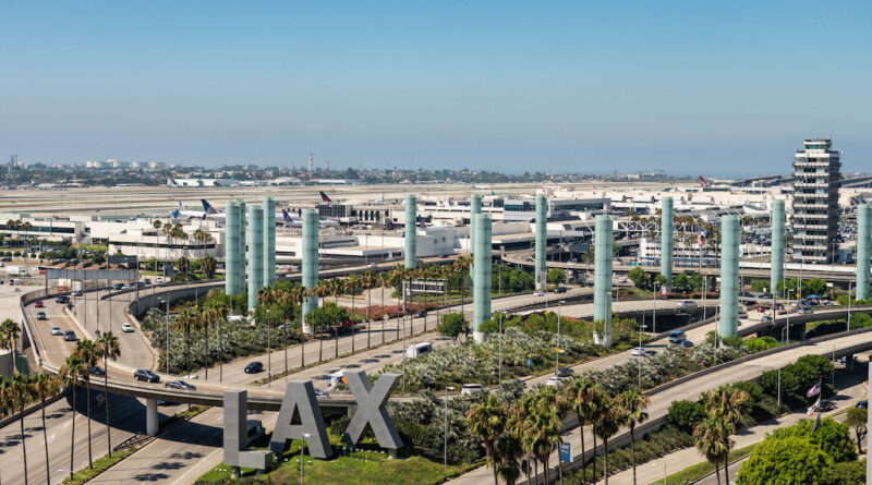 Un apagón retrasa actividad en Aeropuerto Internacional de Los Ángeles