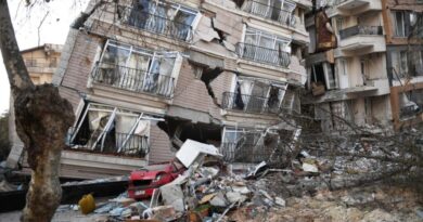 Un nuevo terremoto en el sureste de Turquía causa un muerto y 69 heridos