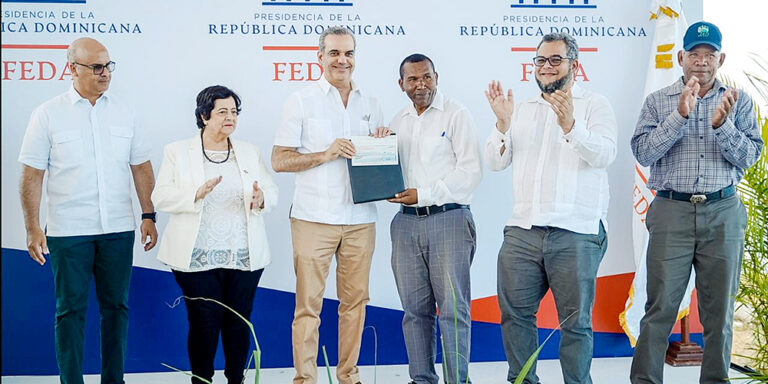 Abinader entrega RD$32.9 millones para construcción factoría de arroz