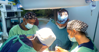 Empresa Medek Pharma dona implantes para la X jornada de reconstrucción mamaria desarrollada por Funva