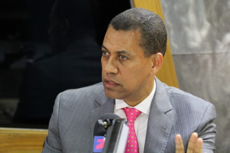 Guido explica por qué caso Calamar preocupa tanto a Danilo y al PLD