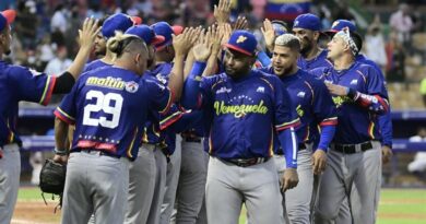 Venezuela por asegurar pase en Clásico beisbolero