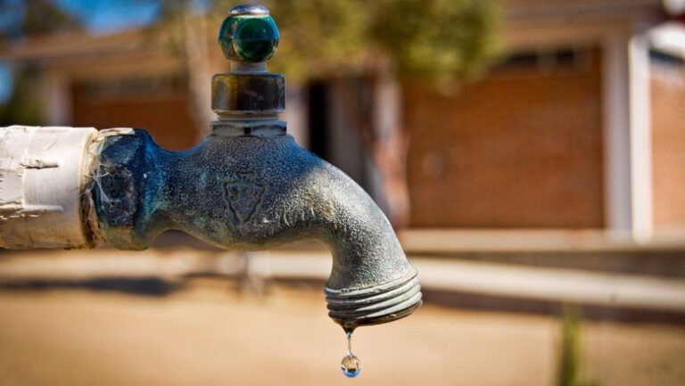 Continúa disminución en producción de agua dice CAASD