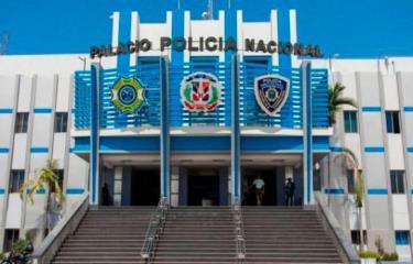 Presidente pone en retiro a 978 miembros de la Policía Nacional