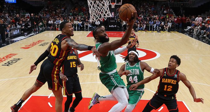 Boston Celtics se impuso 121-129 en Atlanta a sobre los Hawks