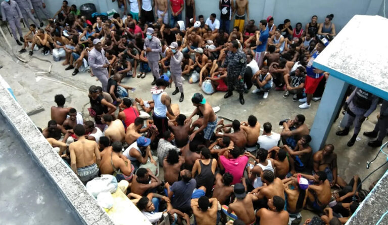 Informe: cárceles del país están sobrepobladas en un 64%