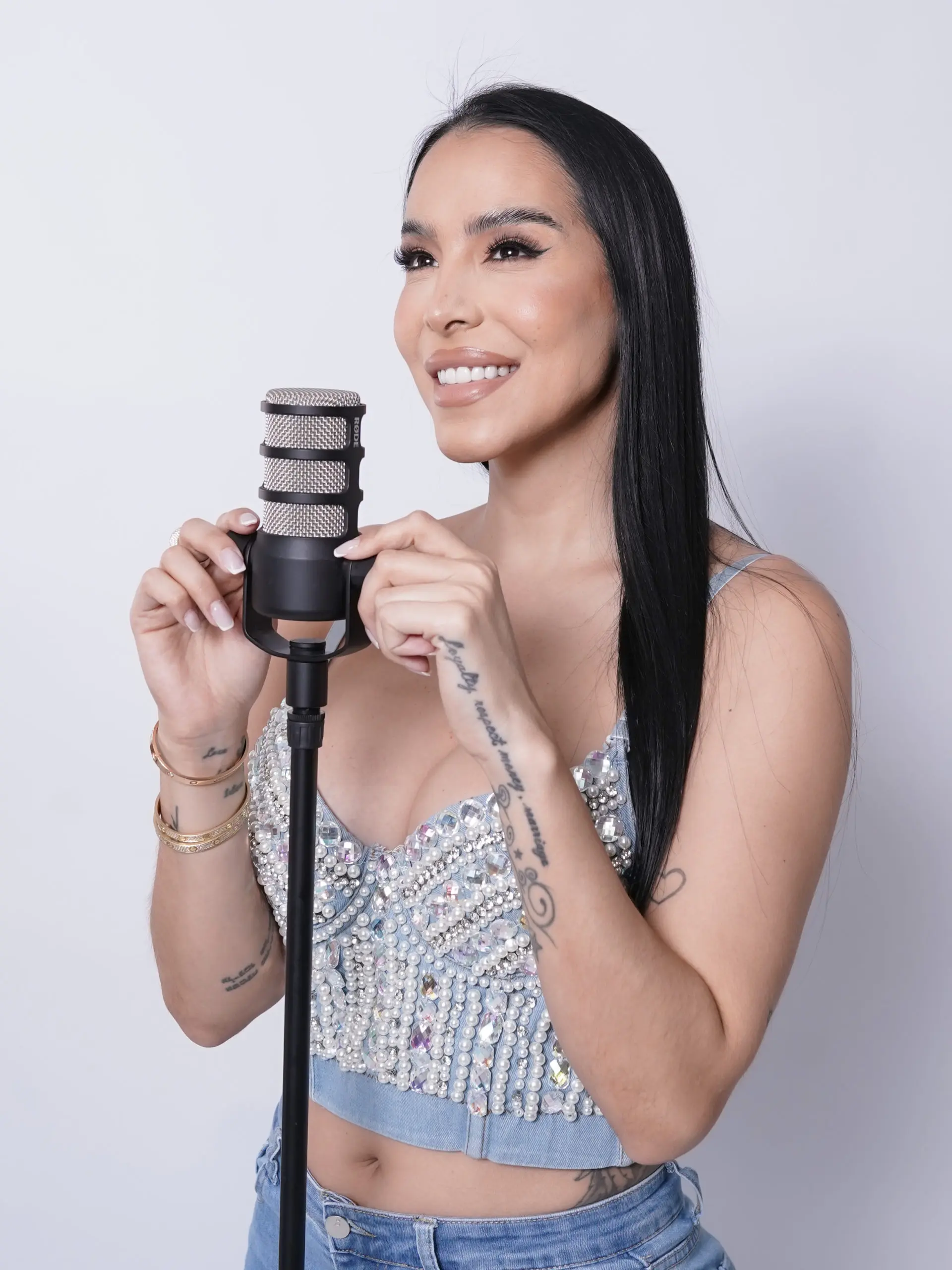 Jessica Pereira estará a las 12 “en punto» por La Bakana