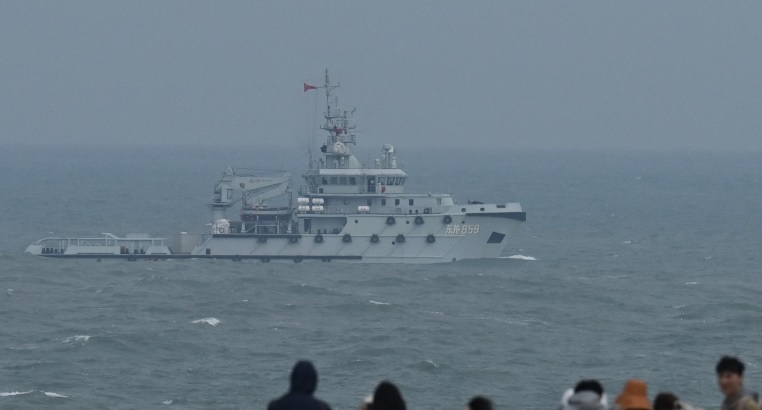 Pekín envía 8 buques de guerra y 42 aviones de combate a Taiwán