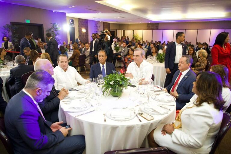 Presidente Abinader propone Plan de Desarrollo de Santo Domingo Este