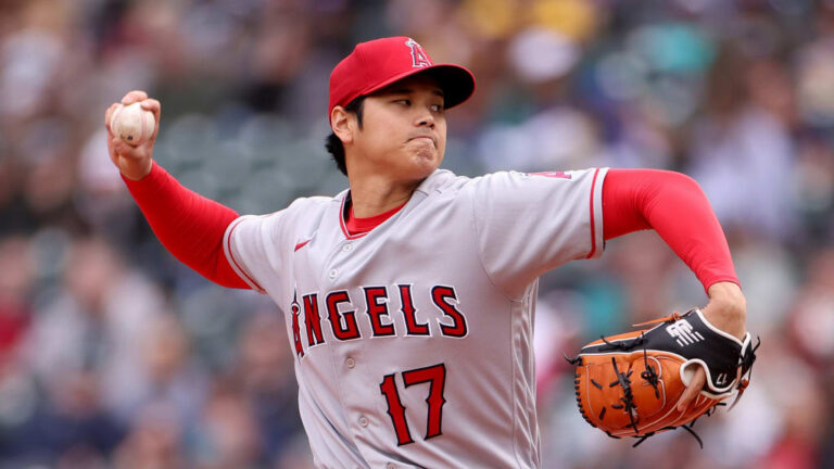 Shohei Ohtani consigue su primer triunfo de la temporada 2023