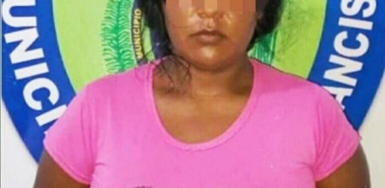 Imponen 30 años de prisión a mujer que quemó mano de hija