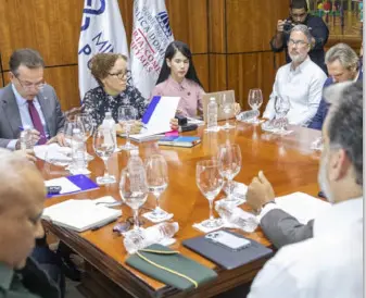 Consejo incorpora 36 fiscales a lucha contra comercio ilícito