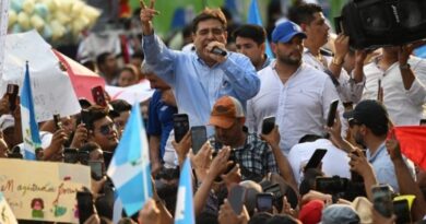 Oficial: Corte excluye de elección presidencial al «candidato favorito» en Guatemala
