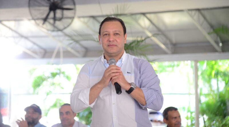 PLD aplaza la actividad “La Vuelta al lago” que encabezaría Abel Martínez