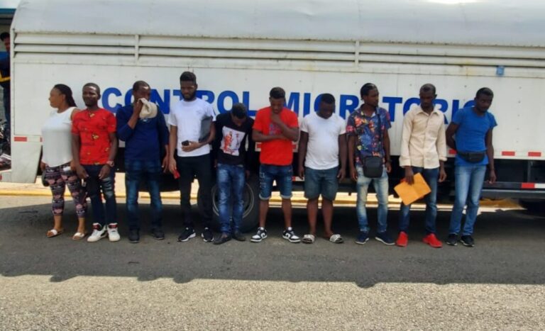 Presidente Luis Abinader dice continuarán las deportaciones de haitianos ilegales