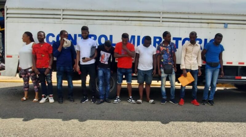 Presidente Luis Abinader dice continuarán las deportaciones de haitianos ilegales