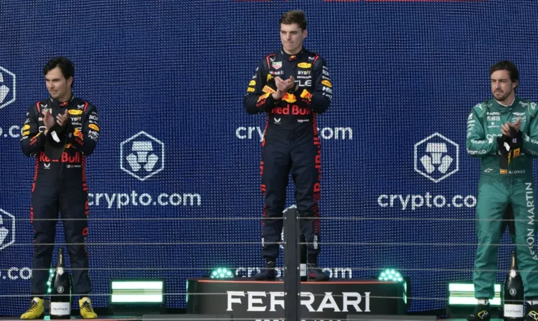 Verstappen y Checo siguen dando cátedra