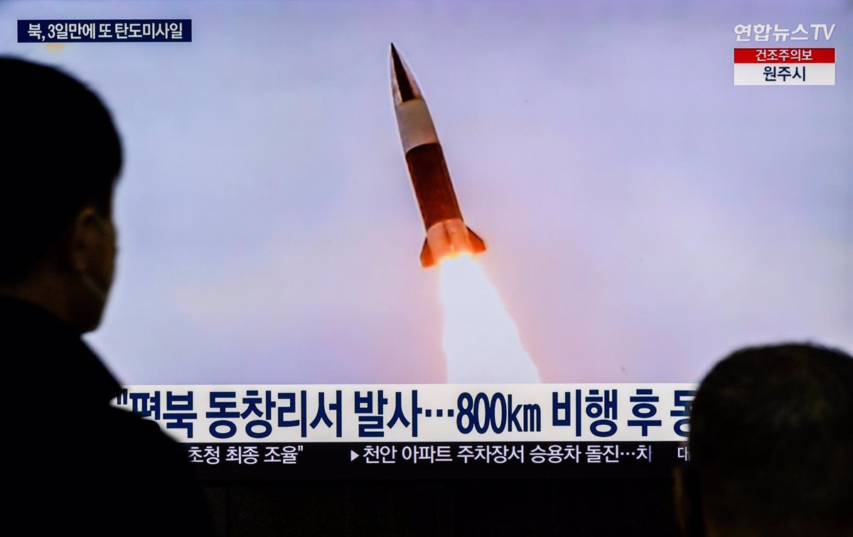 Pyongyang lanza misil que activa alertas evacuación en Seúl y Japón