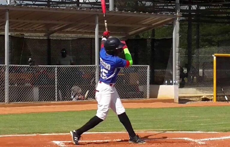 Pagan US$80 mil por un niño prospecto de 10 años que firmaría en 2029