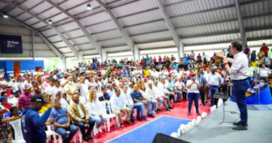 Bisonó suma nuevos militantes a PRM en municipio provincia Duarte
