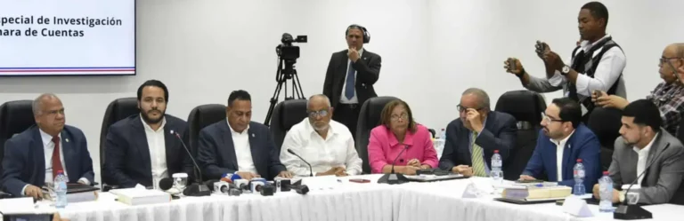 Diputado de comisión opuesto a juicio en CCRD