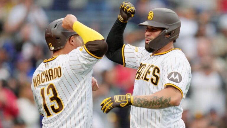 Gary Sánchez pega su primer jonrón en el Petco y Padres blanquean a Cachorros